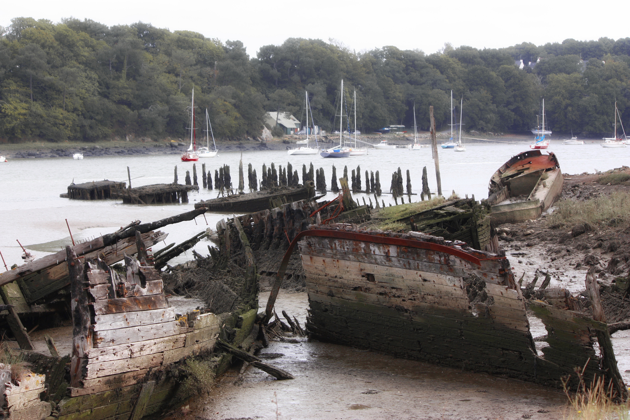 Cimetière de bateaux à Lanester 12