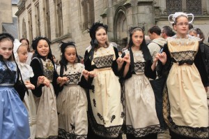 Défilé Fête de la Cornouaille à Kemper