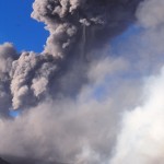 ETNA eruption panaches gris