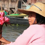 marchande de fleurs LAC INLE