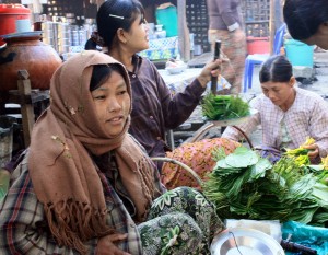 marché de MRAUK U 1