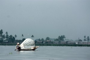 pecheur sur LAC INLE