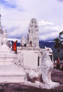 MAE HONG SON entree temple