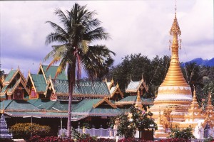 MAE HONG SON temple chong klang