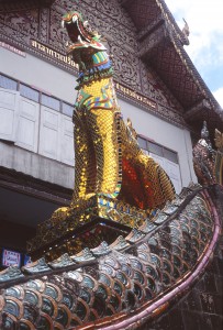 temple Chedi Louang dragon