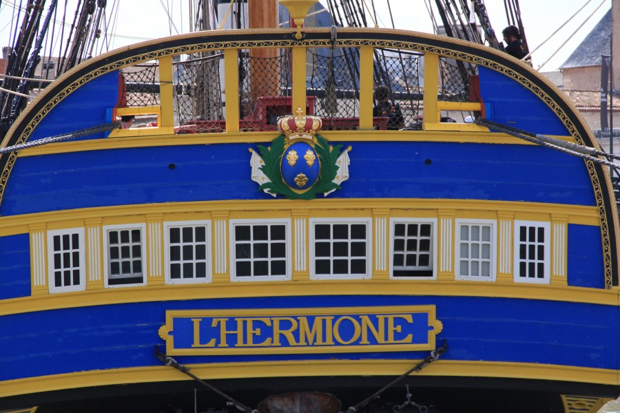 poupe de l' HERMIONE