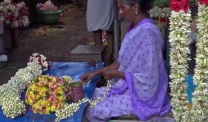 marché aux fleurs PONDICHERY